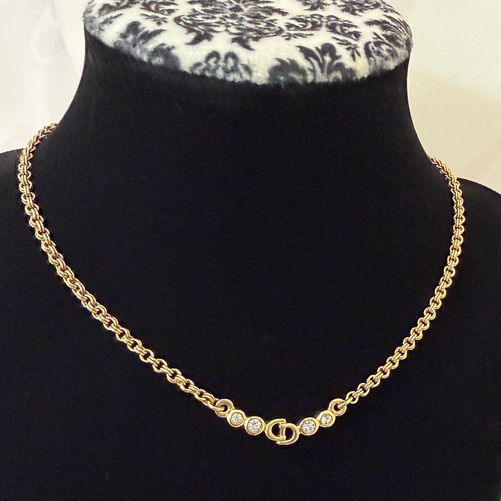 CHRISTIAN DIOR CRYSTAL NECKLACE